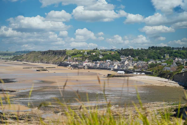 İkinci Dünya Savaşı 'nın yaşandığı yerlerden biri olan Arromanches' ın manzarası, Fransa, Normandiya