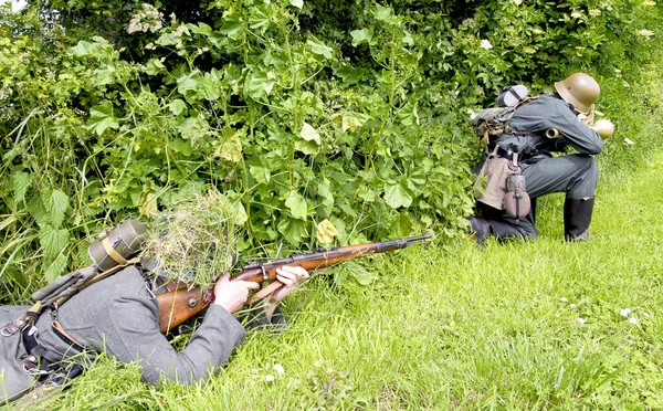 Neidentifikovaní Rekonstruktéři Oblečení Jako Němečtí Vojáci Druhé Světové Války — Stock fotografie