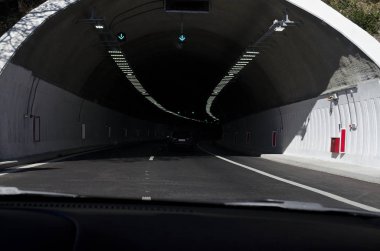 Bir tünel merkezi Bulgaristan'da sürüş