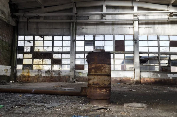 Ruinas Fábrica Almacén Abandonado Gran Constricción Industrial Espeluznante Vacía —  Fotos de Stock