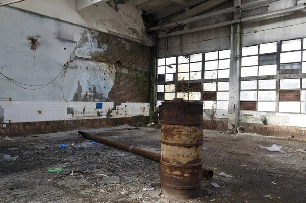 Ruinas Fábrica Almacén Abandonado Gran Constricción Industrial Espeluznante Vacía —  Fotos de Stock