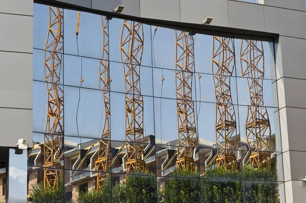 Grande Guindaste Elevação Canteiro Obras — Fotografia de Stock