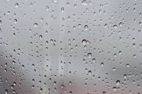 窓ガラスの雨滴が — ストック写真