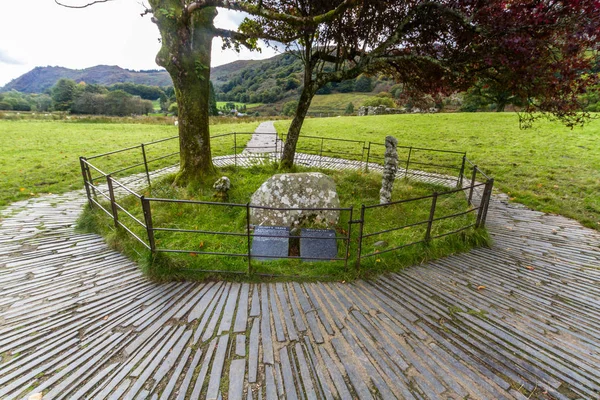 Monument Dog Gelerts Grave Beddgelert Snowdonia North Wales Gwynedd United — Stock Photo, Image