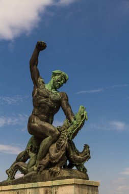 Budapeşte Macaristan 24 Nisan heykel özgürlük tepe üzerinde 24 Nisan 2018 Budapeşte'bronz.
