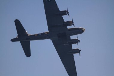 2 Eylül 2018 Bournemouth İngiltere Bournemouth Hava Festivali 2018 Sally-B B17 kale uçan uçakta Bournemouth.