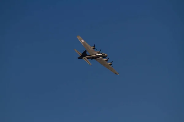 Bournemouth United Kingdom Bournemouth Air Festival 2018 Avion Sally B17 — Photo