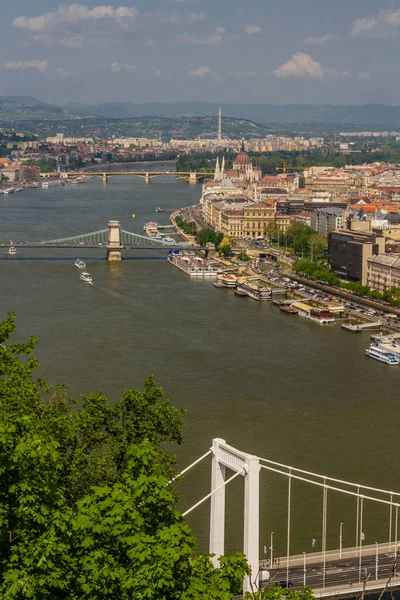 Puente Elizabeth Puente Colgante Budapest Hungría Europa Con Paisaje Urbano —  Fotos de Stock