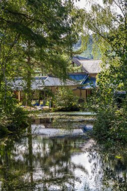 Machynlleth Galler 25 Ağustos gölet Merkezi için alternatif teknoloji üzerinde 25 Ağustos 2018 Galler'de ön planda.