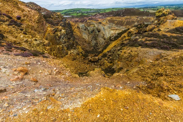 Roches Différentes Couleurs Dans Zone Mine Cuivre Parys Mountain Amlwch — Photo