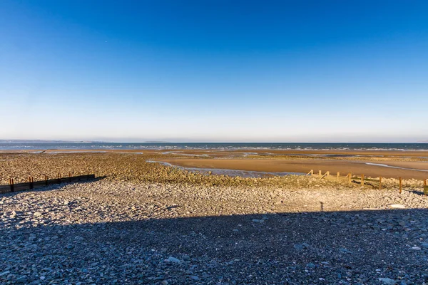 View from Llanfairfechan Beach on a sunny Autumn Day. — Stock Photo, Image