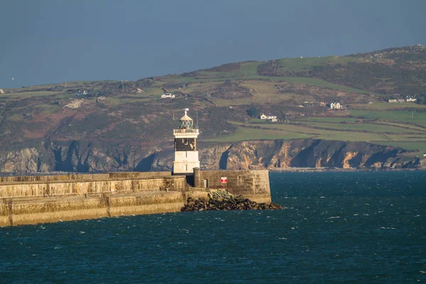 Holyhead Breakwater vuurtoren in Anglesey, Wales, van Holyhead — Stockfoto