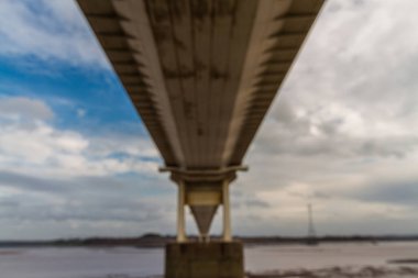 Büyük yol süspansiyon köprü, peyzaj alt.