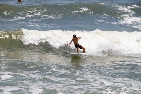 Sant Agostino Surfisti Prima Una Tempesta — Foto Stock