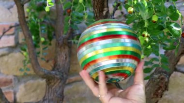 Disko topu dışarıda.