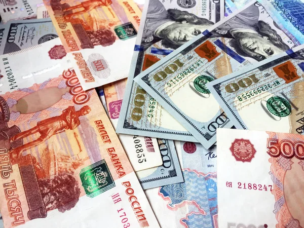 Изображения Банкнот Номиналом 100 Долларов 5000 Рублей 000 Тенге Заднем — стоковое фото