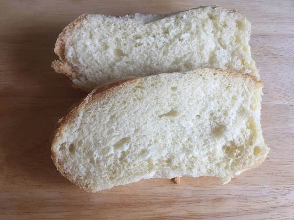 Duas Metades Pão Suave Saboroso Redução Com Migalhas Andar Cima — Fotografia de Stock