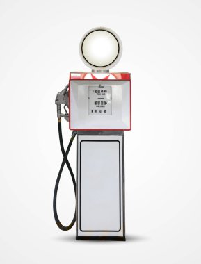 düz arka plan üzerinde izole eski vintage benzinli benzin pompası