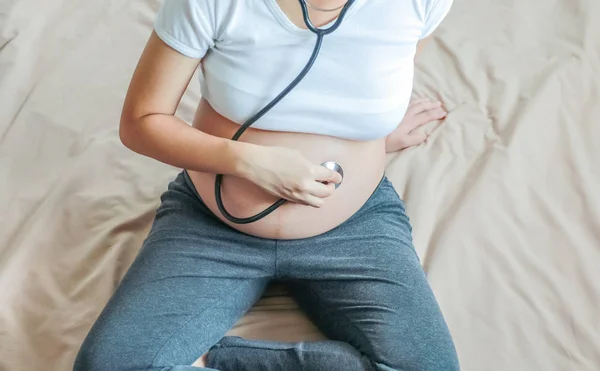 Pregnant Woman Listen Baby Heart Beat Doctor Stethoscope — Stock Photo, Image