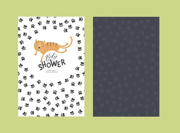 Διανυσματικό ντους μωρού πρόσκληση πρότυπο κάρτα. Σκανδιναβικό σχέδιο. Χαριτωμένο χρώμα άλμα τίγρης απομονωθεί σε λευκό με κείμενο και πόδι γάτα μαύρο φόντο. Έννοια της απεικόνισης θυγατρικού στυλ για εκτύπωση. — Διανυσματικό Αρχείο