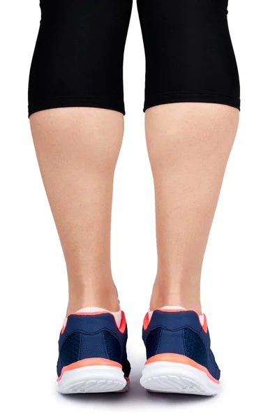 Fit Kobiece Nogi Buty Sportowe Białym Tle — Zdjęcie stockowe