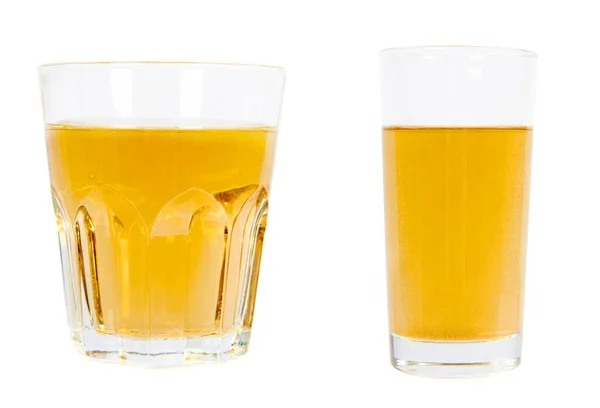 Apfelsaft im Glas, goldener Apfelwein im Becher, Set und Kollektion. — Stockfoto