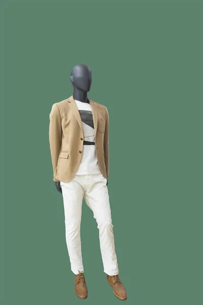 Ganzkörperschaufensterpuppe Gekleidet Modische Kleidung Isoliert Auf Grünem Hintergrund Keine Markennamen — Stockfoto