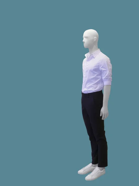 Celovečerní Mužské Figurína Oblečená Neformálním Oblečení Izolované Modrém Pozadí Žádné — Stock fotografie
