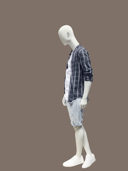 Ολόσωμο Αρσενικό Μανεκέν Ντυμένος Casual Ρούχα Απομονωμένη Καμία Επωνυμιών Πνευματικών — Φωτογραφία Αρχείου