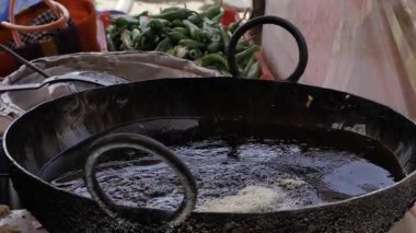 Delicious Indian Street Food - A Culinary Journey Through the Heart of South Asia