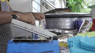 Exploring the World of Indian Street Food - A Culinary Journey