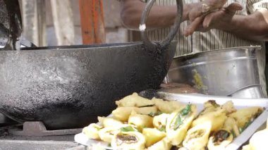 Delicious Street Food in India - A Culinary Delight