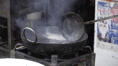 Sizzling Street Food in India - A Culinary Journey Through the Streets