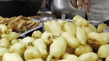 Indian Street Food Delights - A Culinary Journey Through Vibrant Colors and Flavors