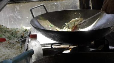 Sizzling Street Food in India - A Culinary Journey Through the Heart of the Nation