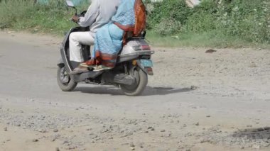 Riding on the Indian Roads - A Unique Journey