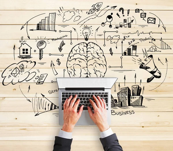 Вид Зверху Руки Бізнесмена Використовуючи Порожній Ноутбук Діловим Ескізом Технологія — стокове фото