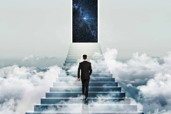 Концепція Успіху Бізнесу Виграти Бізнесменом Піднімаючись Сходах Успіху Відкритими Дверима — стокове фото