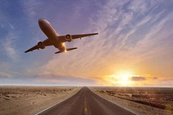 Uçaktan Alarak Yol Seyahat Tatil Kavramı — Stok fotoğraf