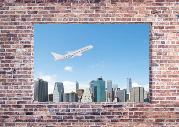 Bakstenen Muur Met Venster Vliegende Airpane Sky Stad Achtergrond Bekijken — Stockfoto