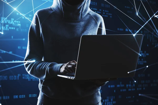 Молодой Хакер Использует Ноутбук Абстрактном Фоне Двоичного Кода Концепция Взлома — стоковое фото