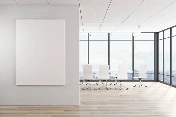 Moderner Konferenzraum Mit Leerem Poster Betonwand Stadtpanorama Tageslicht Und Möbeln — Stockfoto