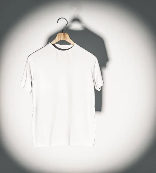 Leeres Weißes Shirt Scheinwerferlicht Das Einer Betonwand Hängt Mockup Und — Stockfoto