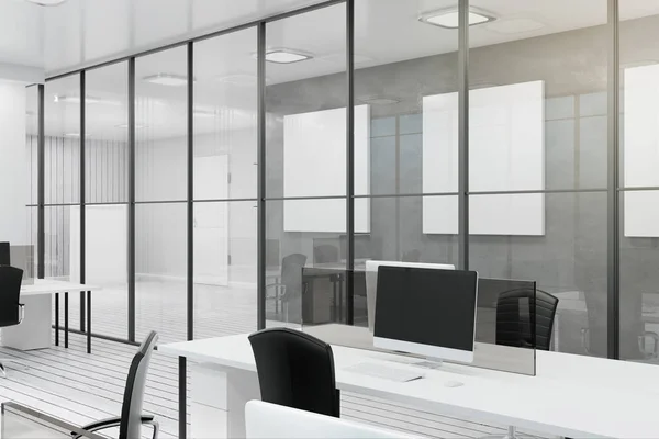 Modernes Büro Aus Weißem Glas Mit Leeren Plakaten Der Wand — Stockfoto