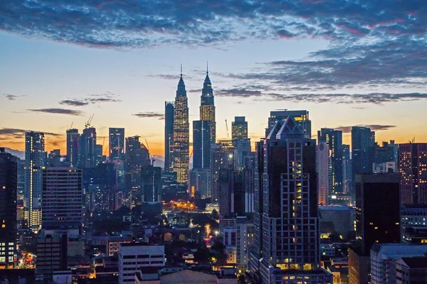 Creative Kuala Lumpur City bakgrund — Stockfoto