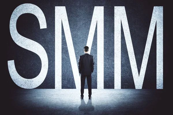 Empresário com SMM — Fotografia de Stock