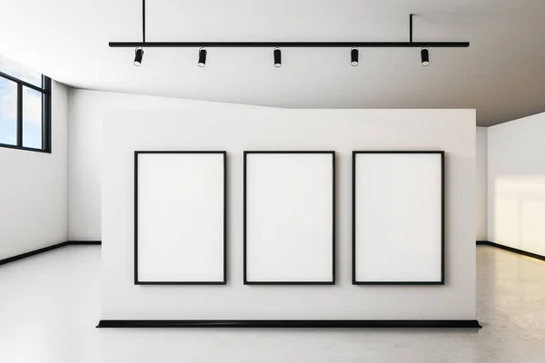 带有横幅的现代白色画廊 — 图库照片