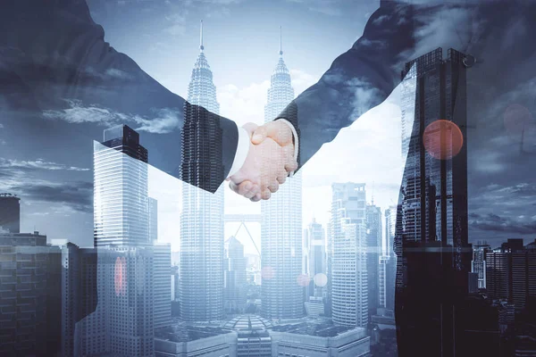 Businessmen Shaking Hands Night City Background Teamwork Finance Concept Double — Stock Photo, Image