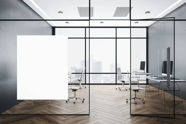 Moderne Coworking Bürohalle Mit Leeren Plakatwänden Glaswänden Und Stadtblick Arbeitsplatz — Stockfoto