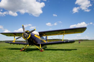 An-2 (Nato kodlaması: Colt, halk dilinde - 